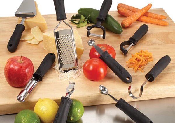 Apple Corer, Soft Grip Handle, VP-305, Winco - Image 2