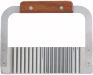 7″ Stainless Steel Serrator with Wooden Handle, SRT-7, Winco